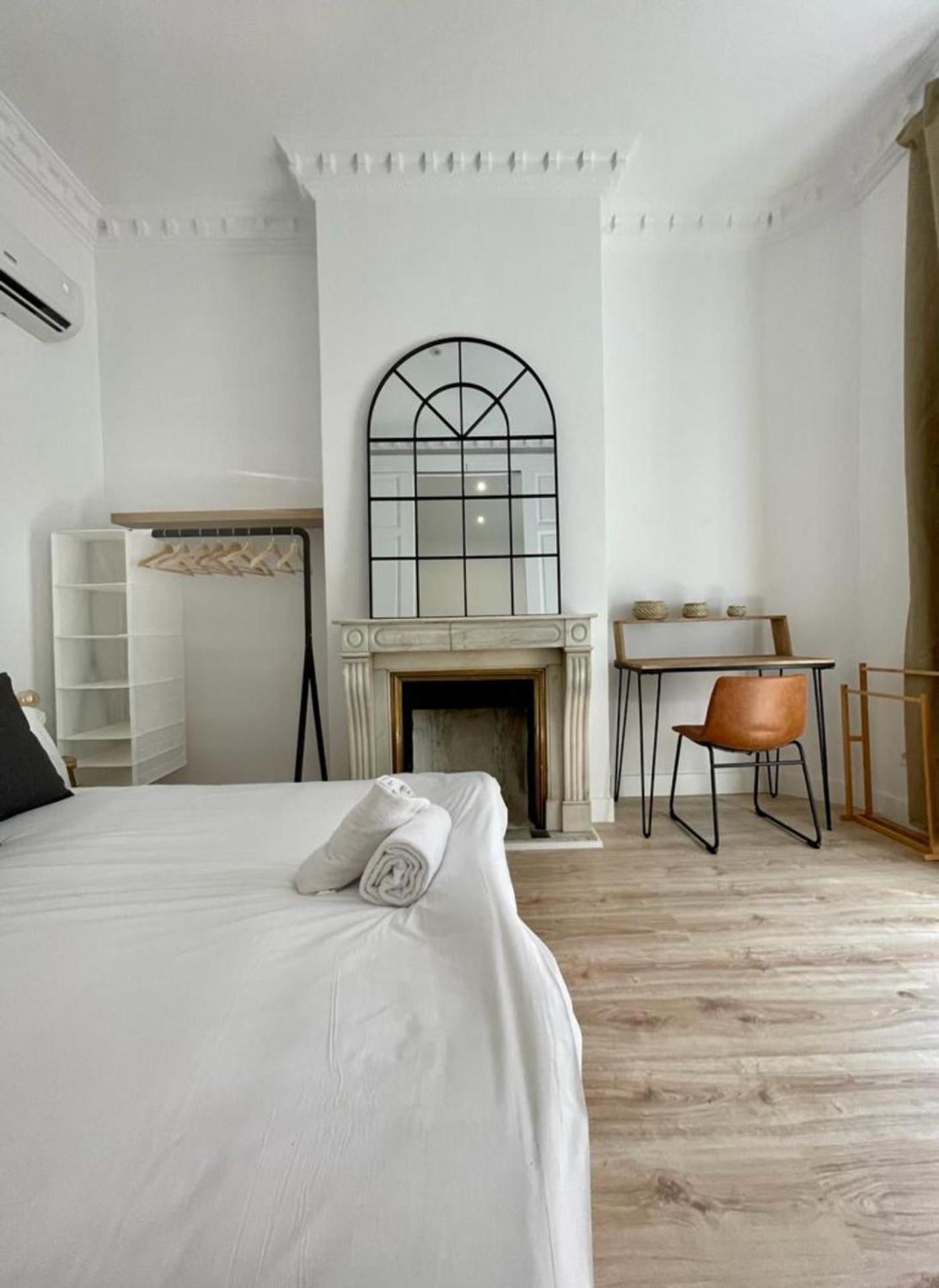 Apartamento Cool&central Apt Para 7pax En Justicia-centro Madrid