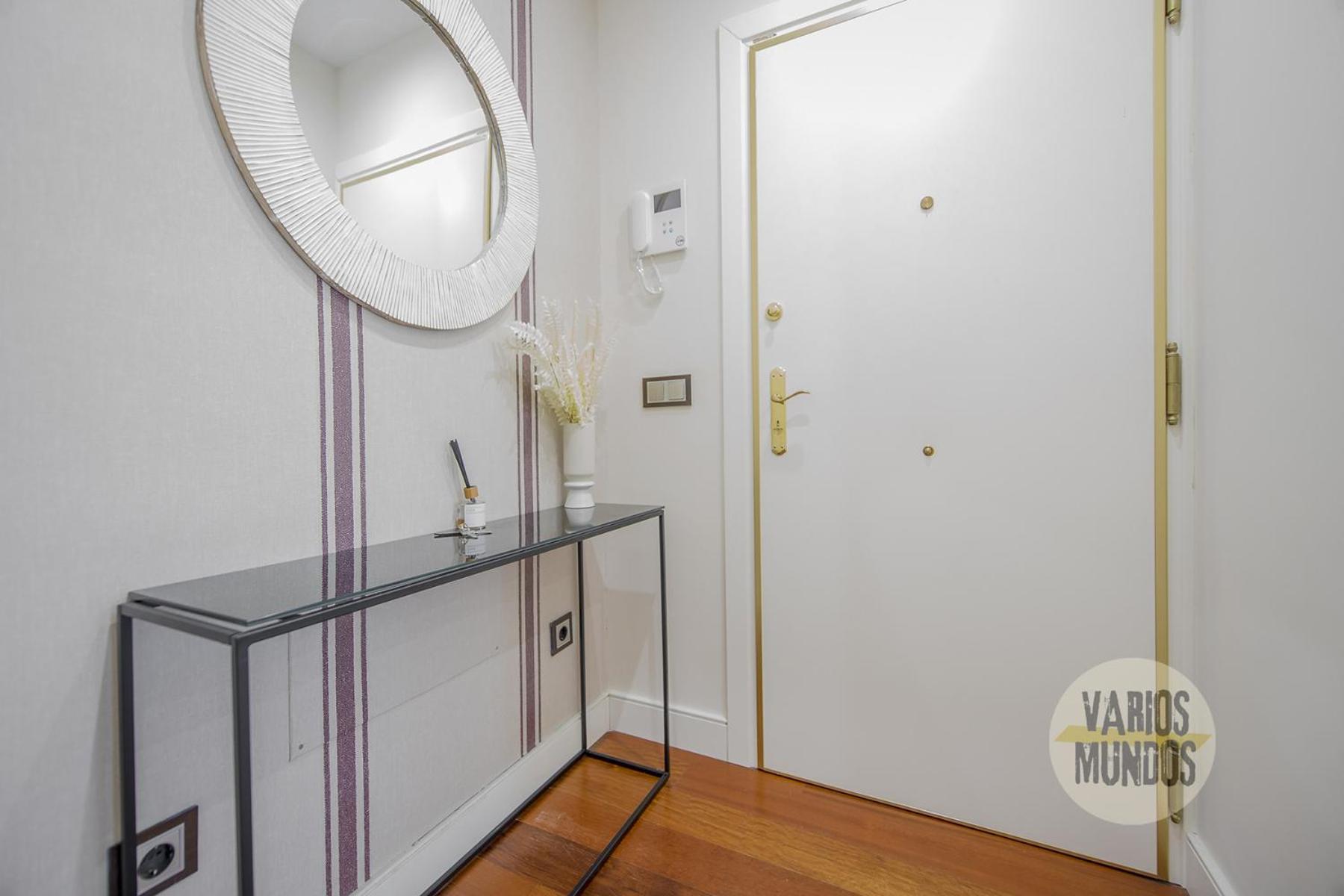 Premium 10pax En Plaza Espana-gran Via *