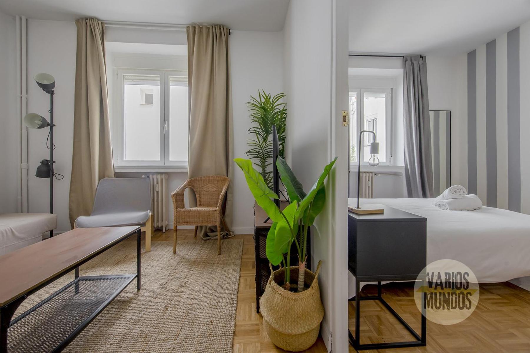 Practico 7pax En Calle Santa Ana Centro De Appartement