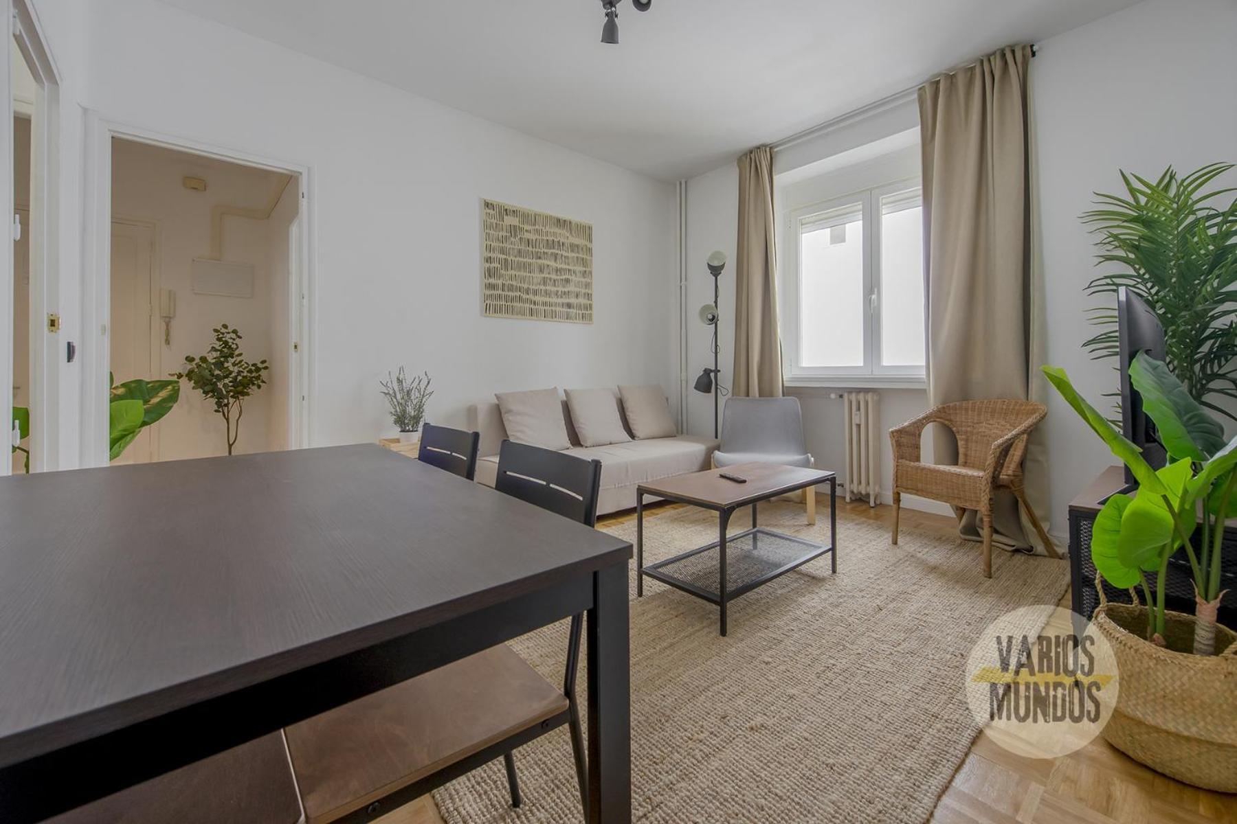 Practico 7pax En Calle Santa Ana Centro De Appartement