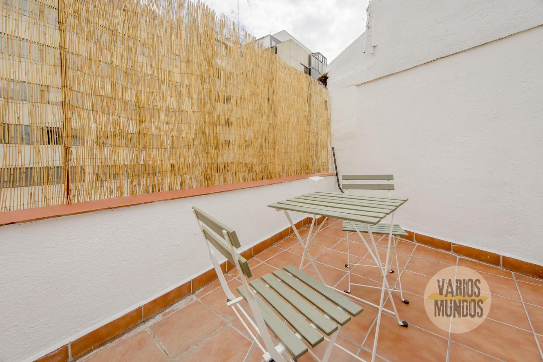 Atico Calle Silva 3pax Con Terraza Esquina Con Gran Via E2
