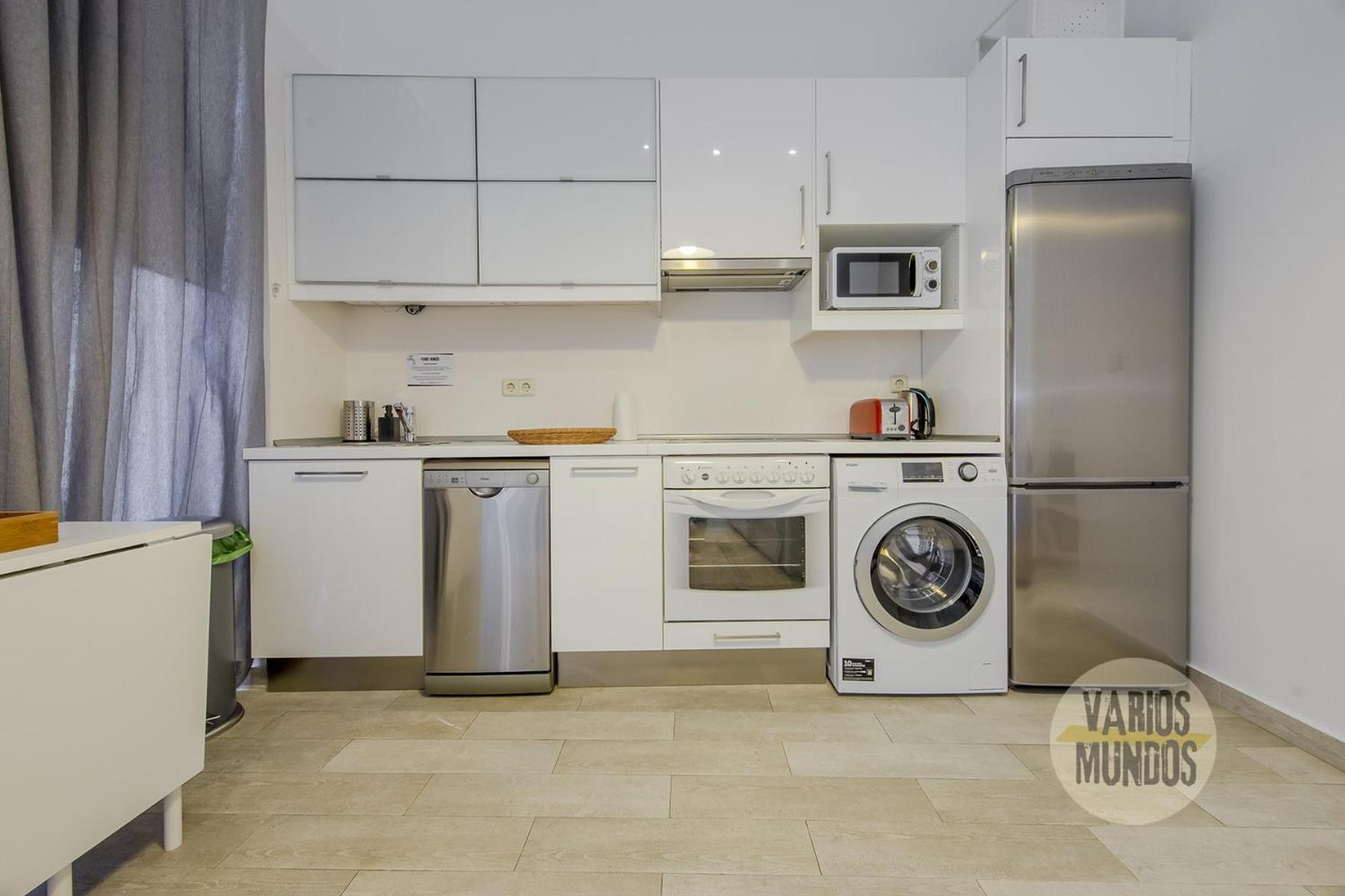 Apartamento Stylish Loft With 2 Beedrooms En El Centro - La Latina E2