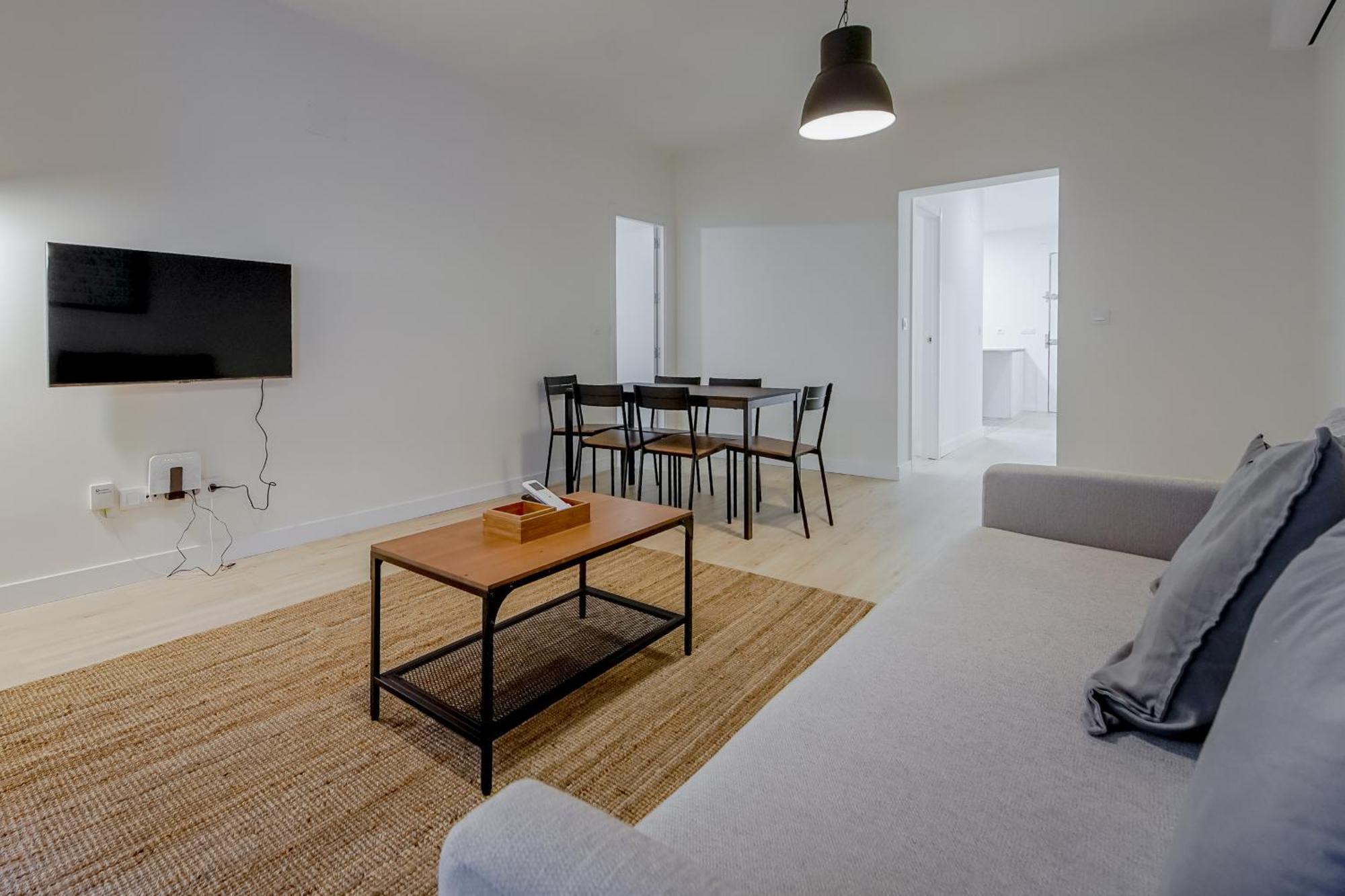 Modern 6pax En La Plaza De Tirso-centro E1 Appartamento