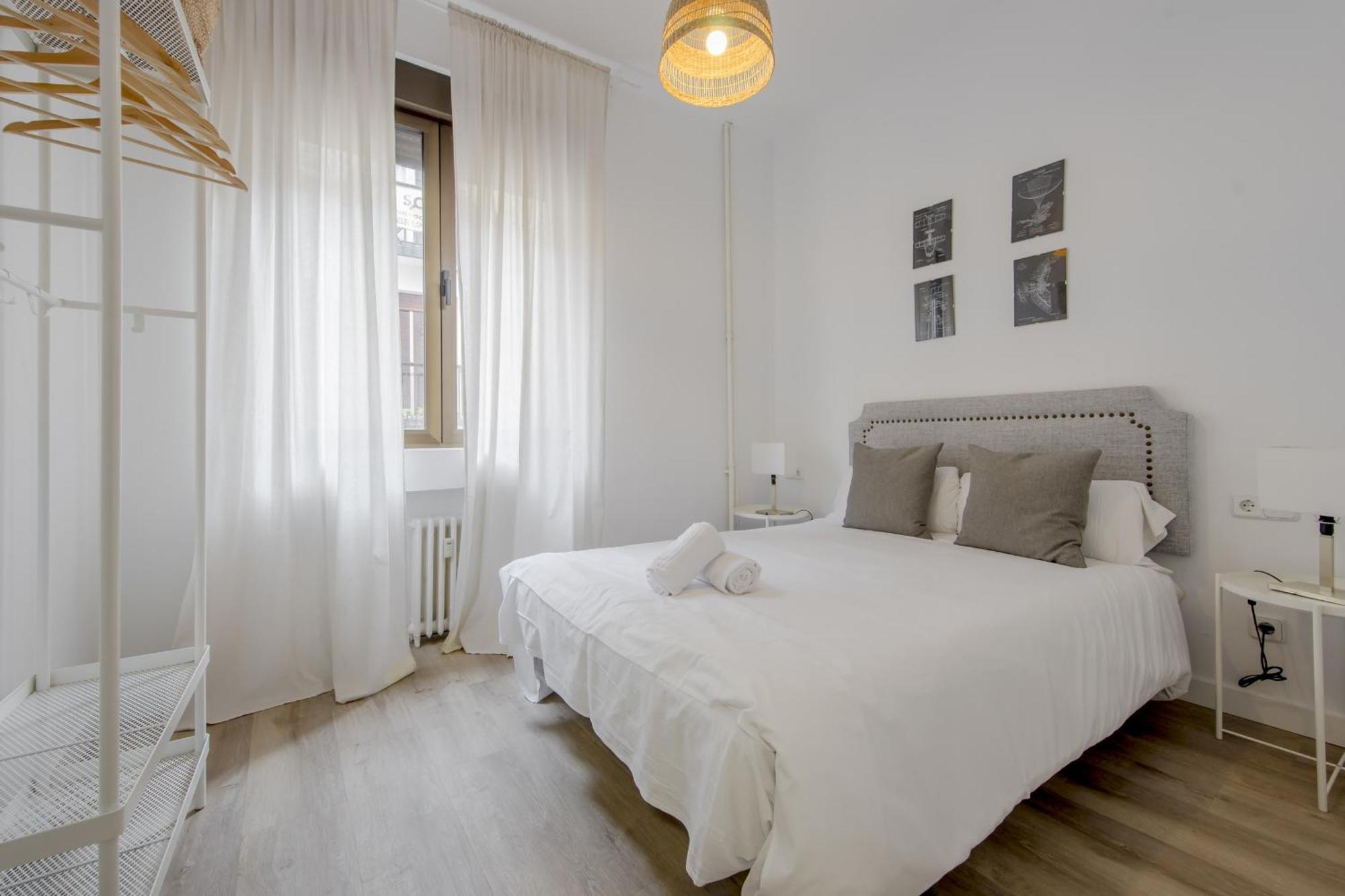 Elegante Apartamento En El Centro De Madrid-rastro *