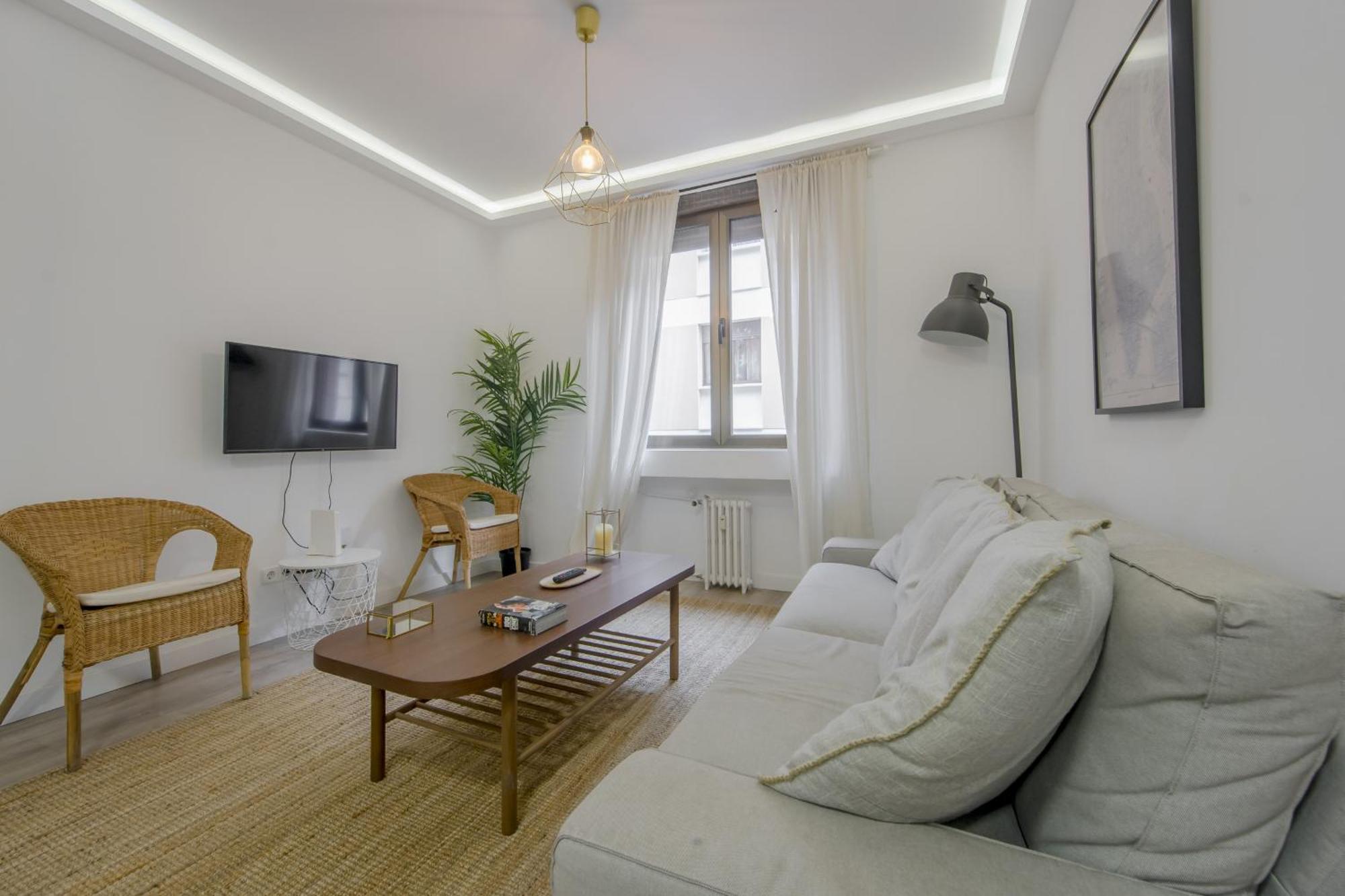 Elegante Apartamento En El Centro De Madrid-rastro Apartment