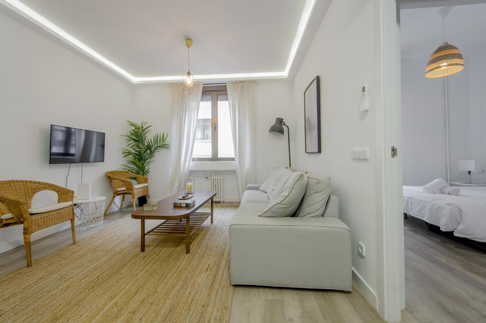 Elegante Apartamento En El Centro De Madrid-rastro