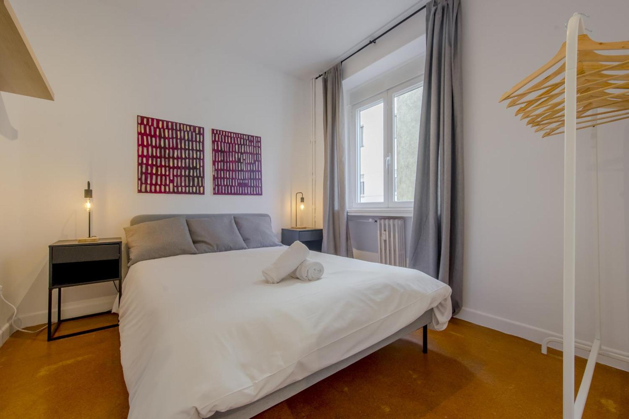Appartamento Classic 7pax En La Latina-centro De Madrid