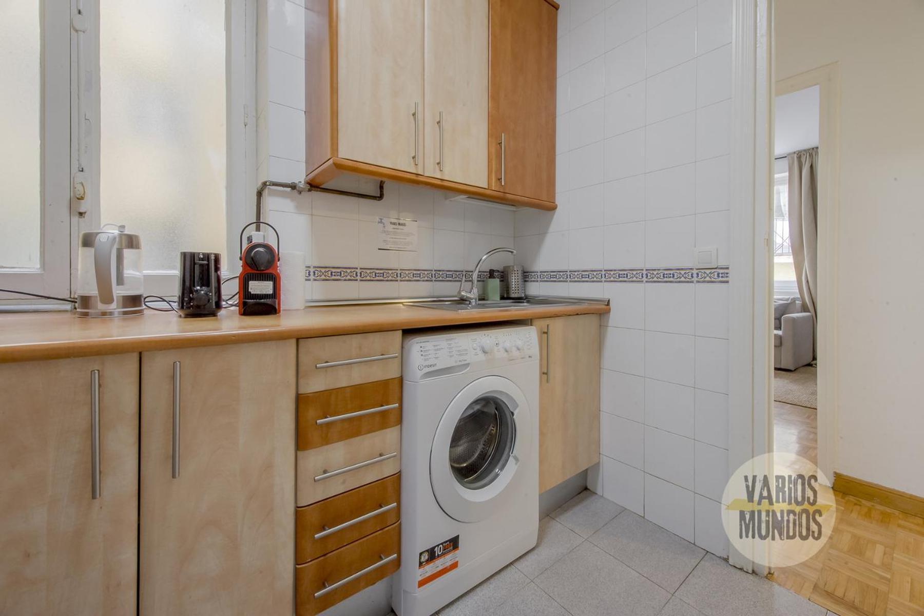 Apartamento Centrico Apt En La Calle Toledo 77 Madrid