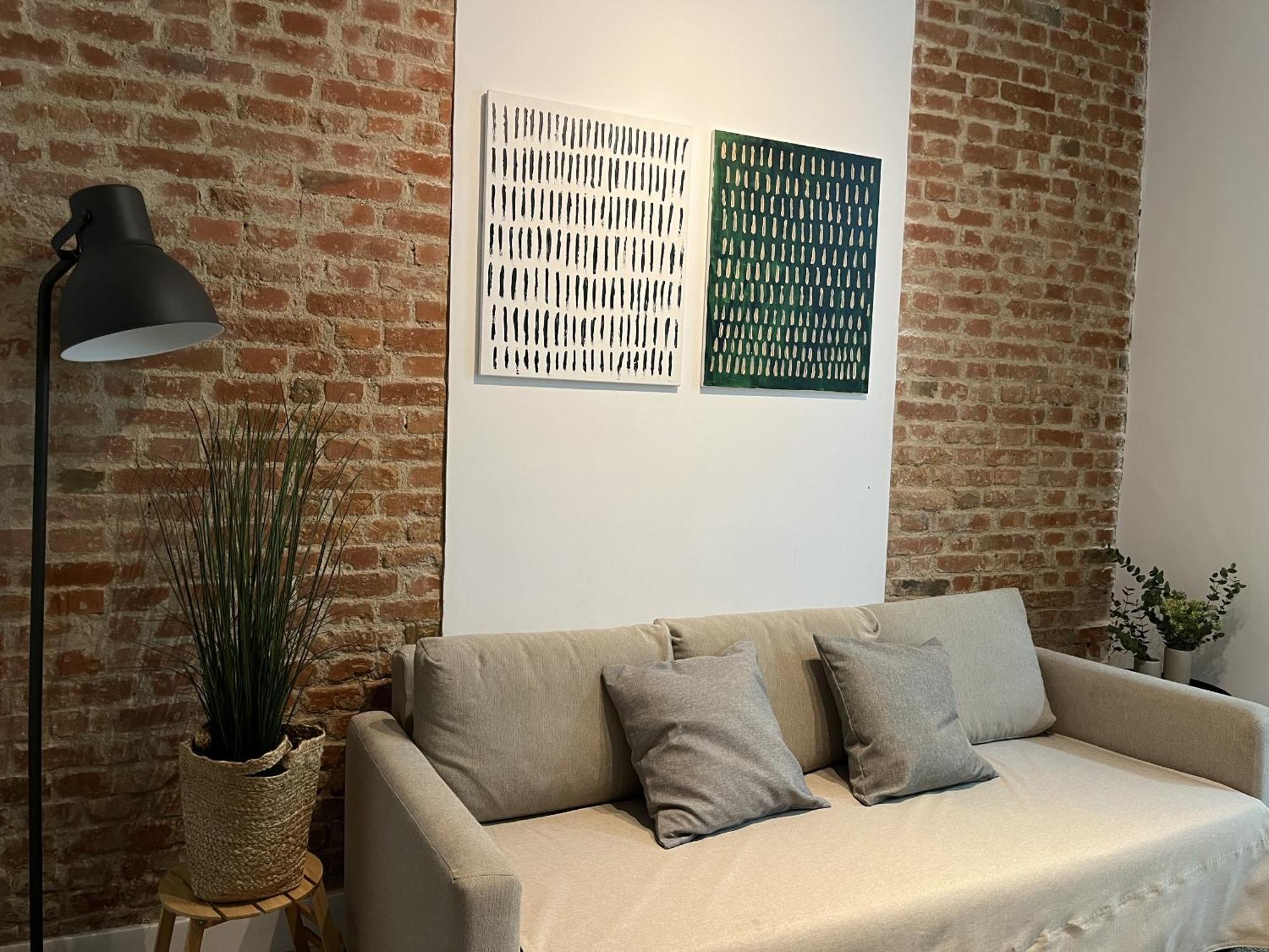 C-almendro, Nuevo Piso En El Corazon De E1 Apartamento