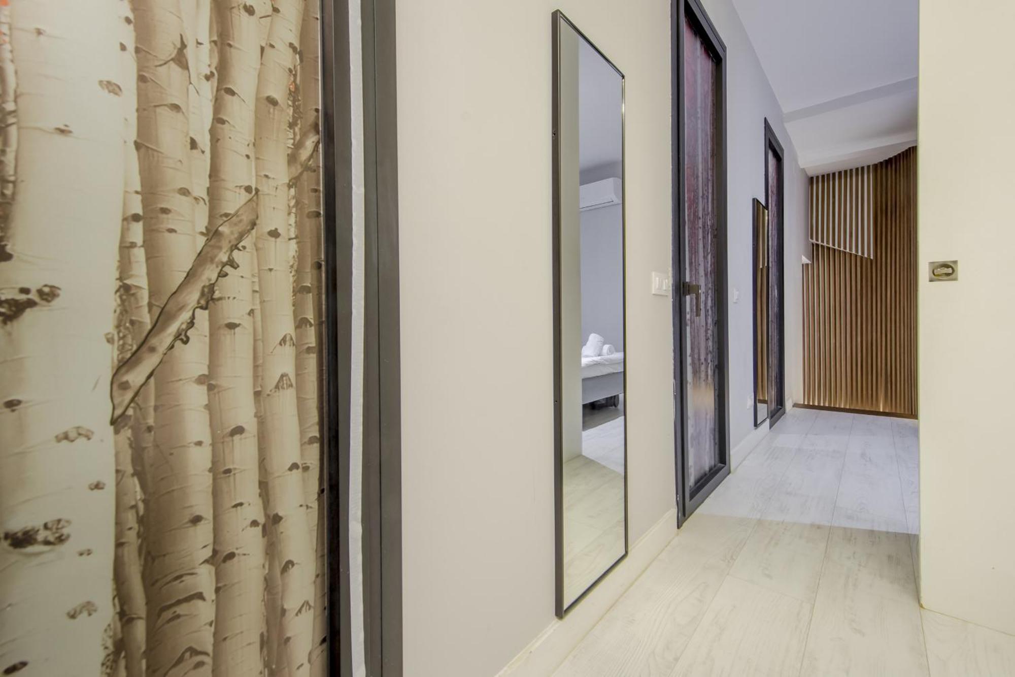 Con Estilo - 5pax En Zona Tirso-centro E1 * Madrid