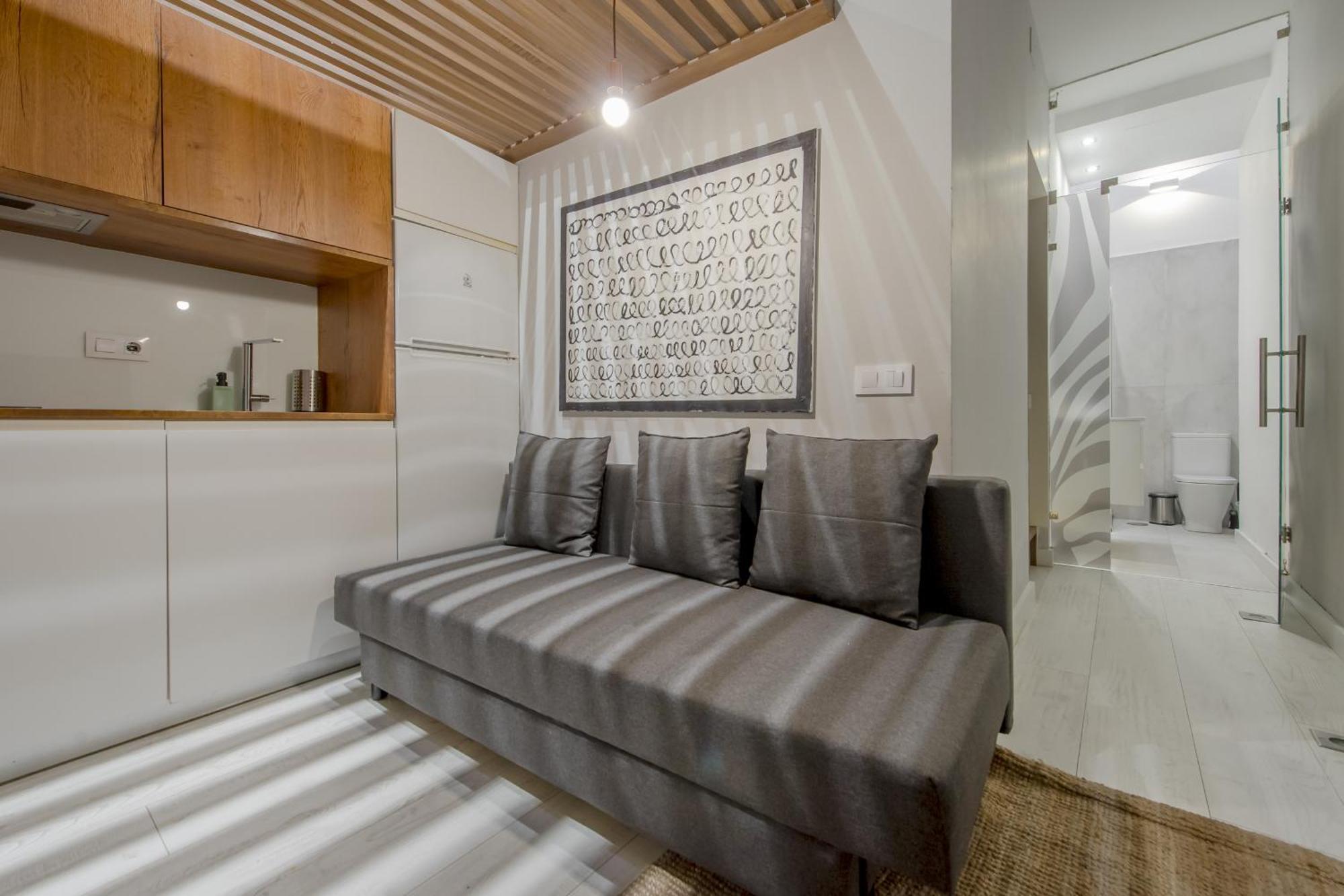 Con Estilo - 5pax En Zona Tirso-centro E1 *