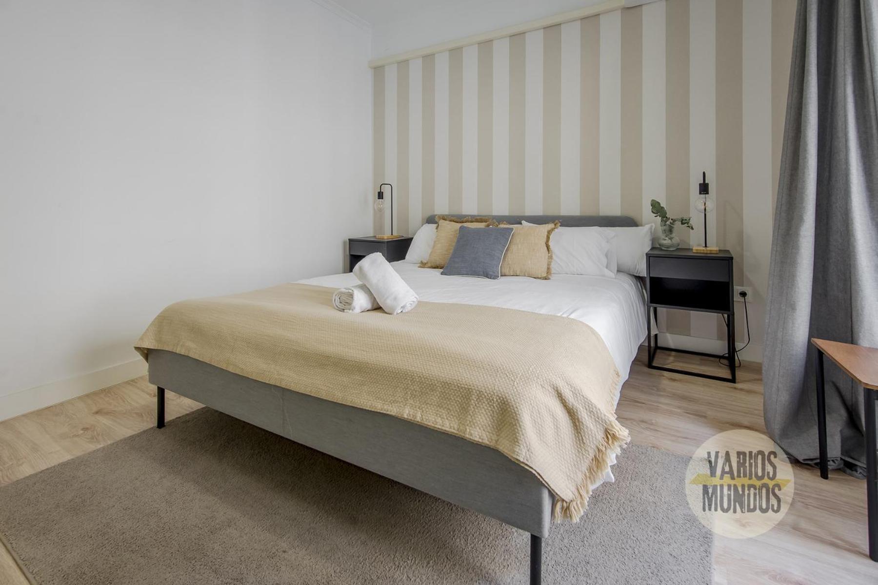 Nuevo De 9pax En La Cava Alta Centro De E1 Appartement Madrid