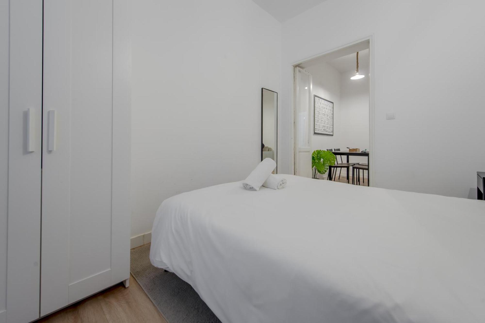 Appartamento C-cabeza Cool 7 Al Lado De Tirso De Molina E1 Madrid
