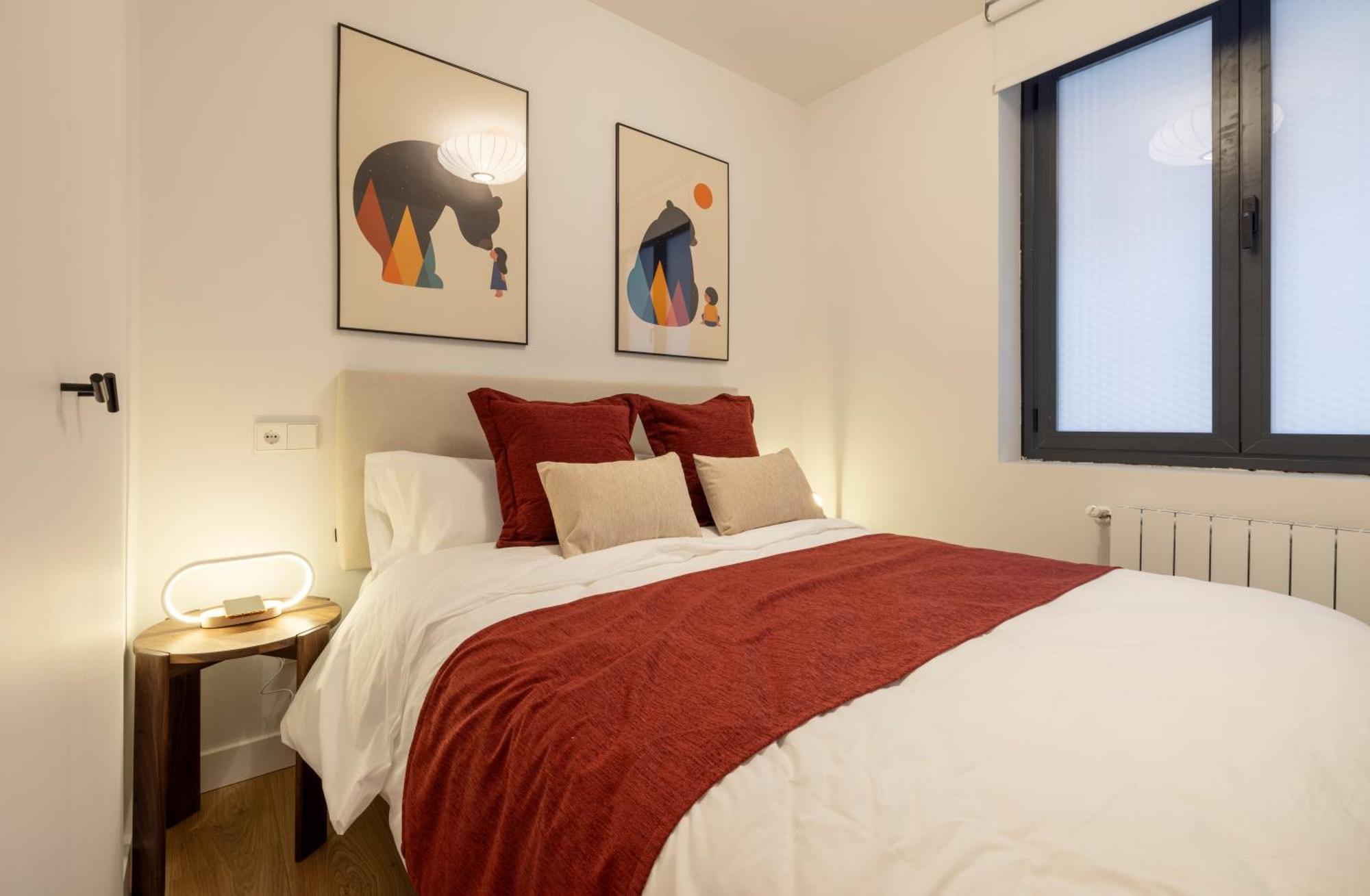 Apartment New Designed Flat 3 Bedrooms 2 Showers Madrid