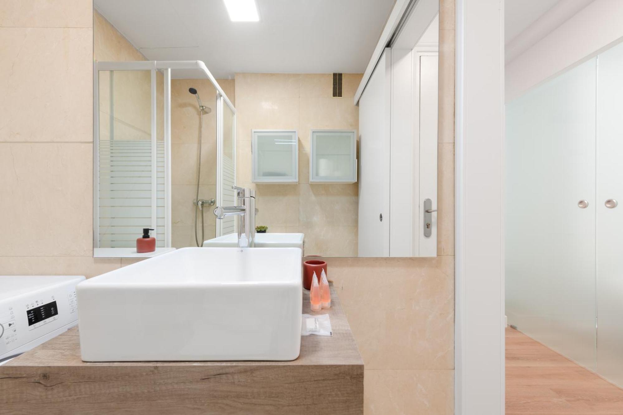 Centric And Bright- 1bd 1bth- San Bernardo Appartement Madrid