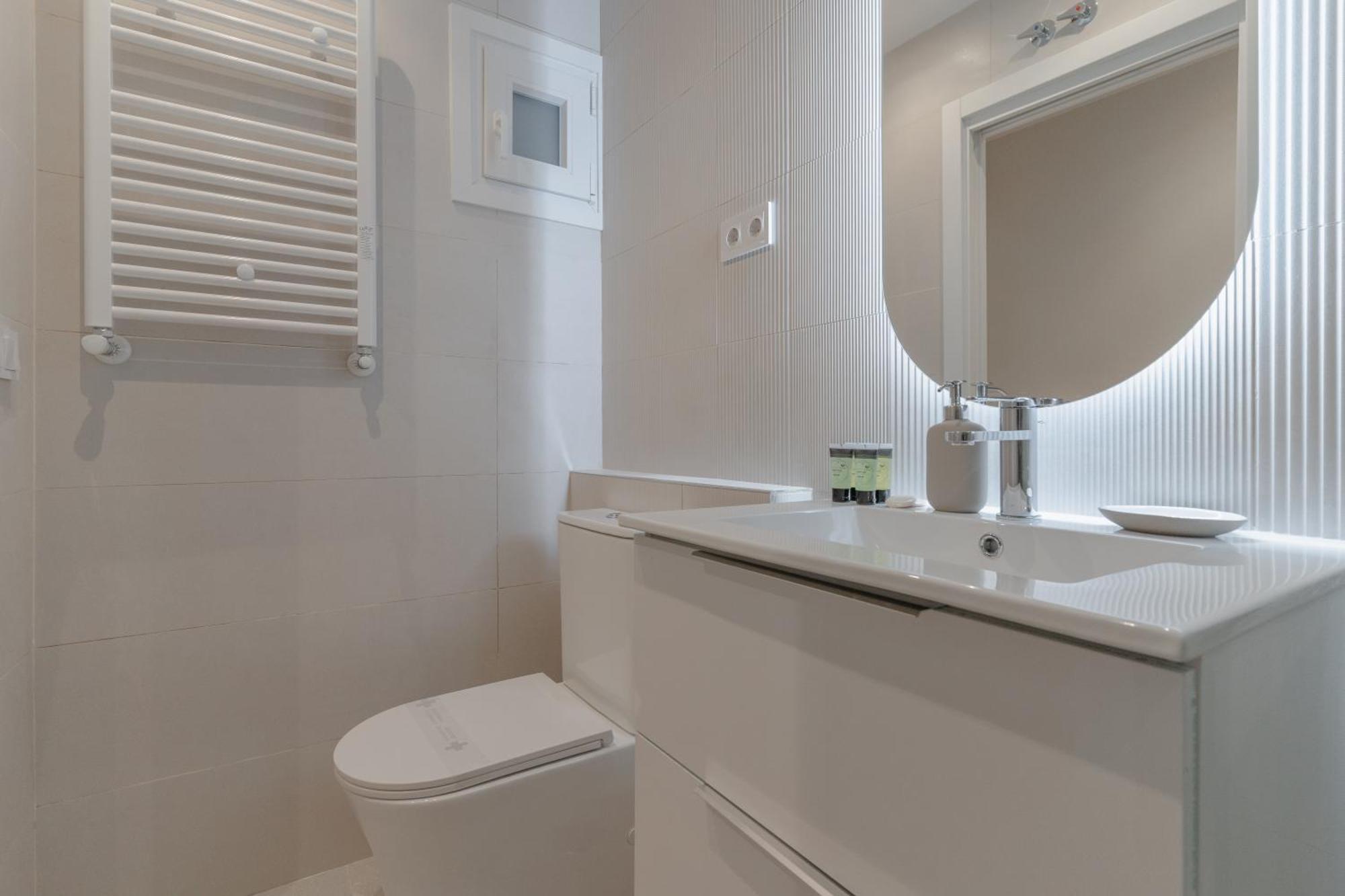 Apartamento Modern, Centric -2bd 2bth- Delicias