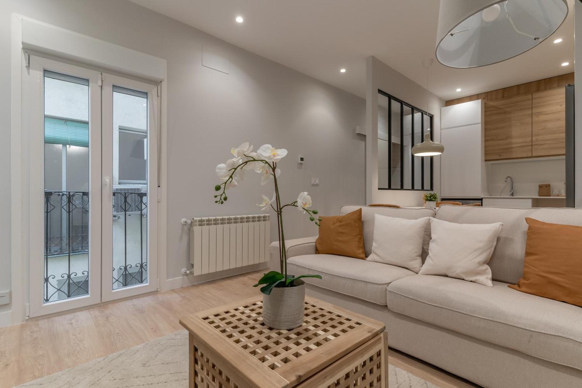 Modern, Centric -2bd 2bth- Delicias Apartamento Madrid