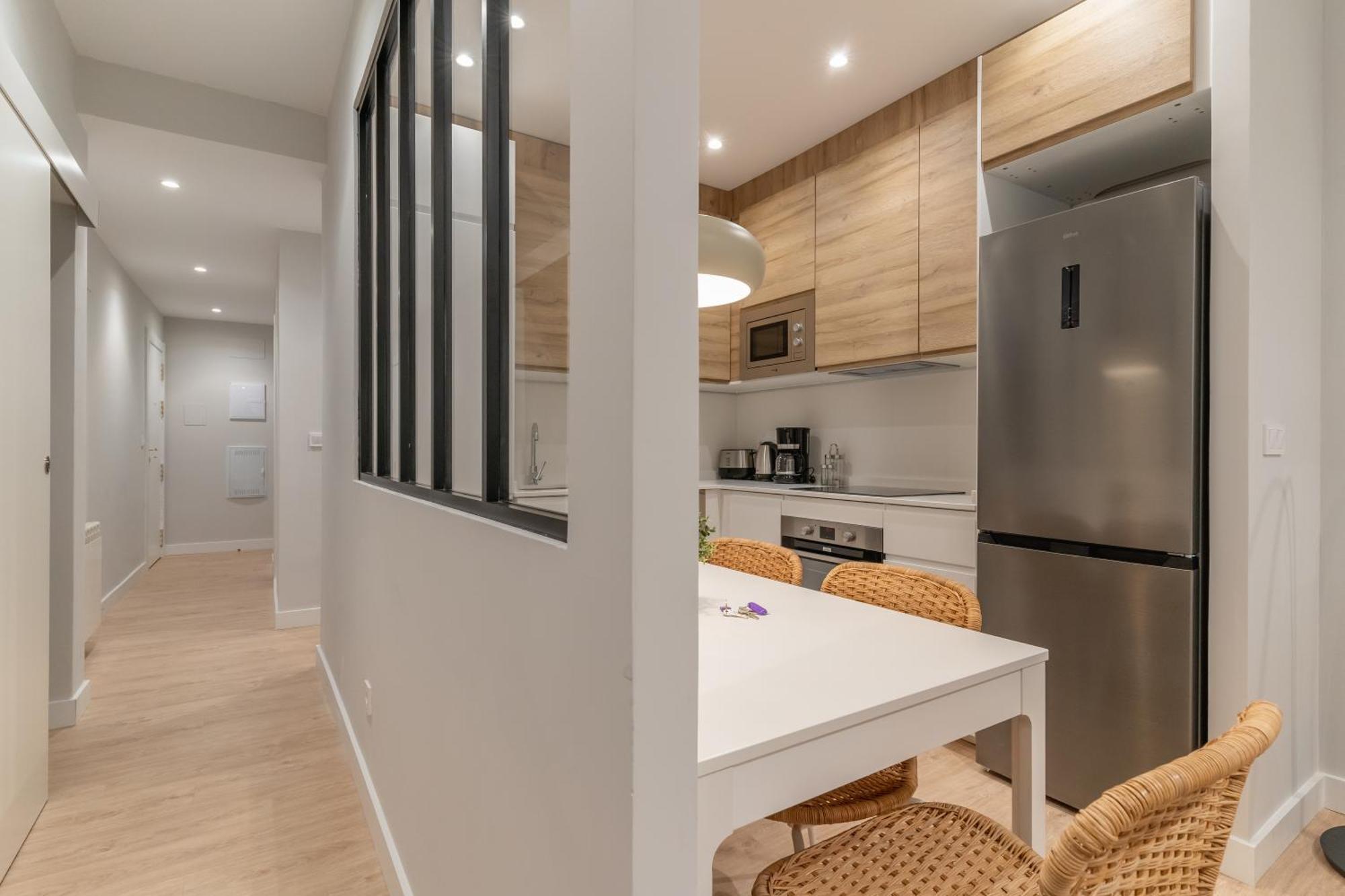 Modern, Centric -2bd 2bth- Delicias Apartamento Madrid