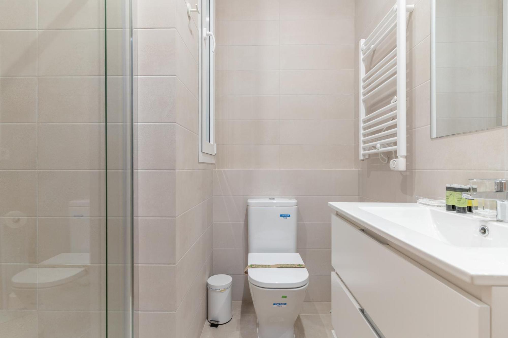 Spacious Central-3bedrooms 3bathrooms-sol *