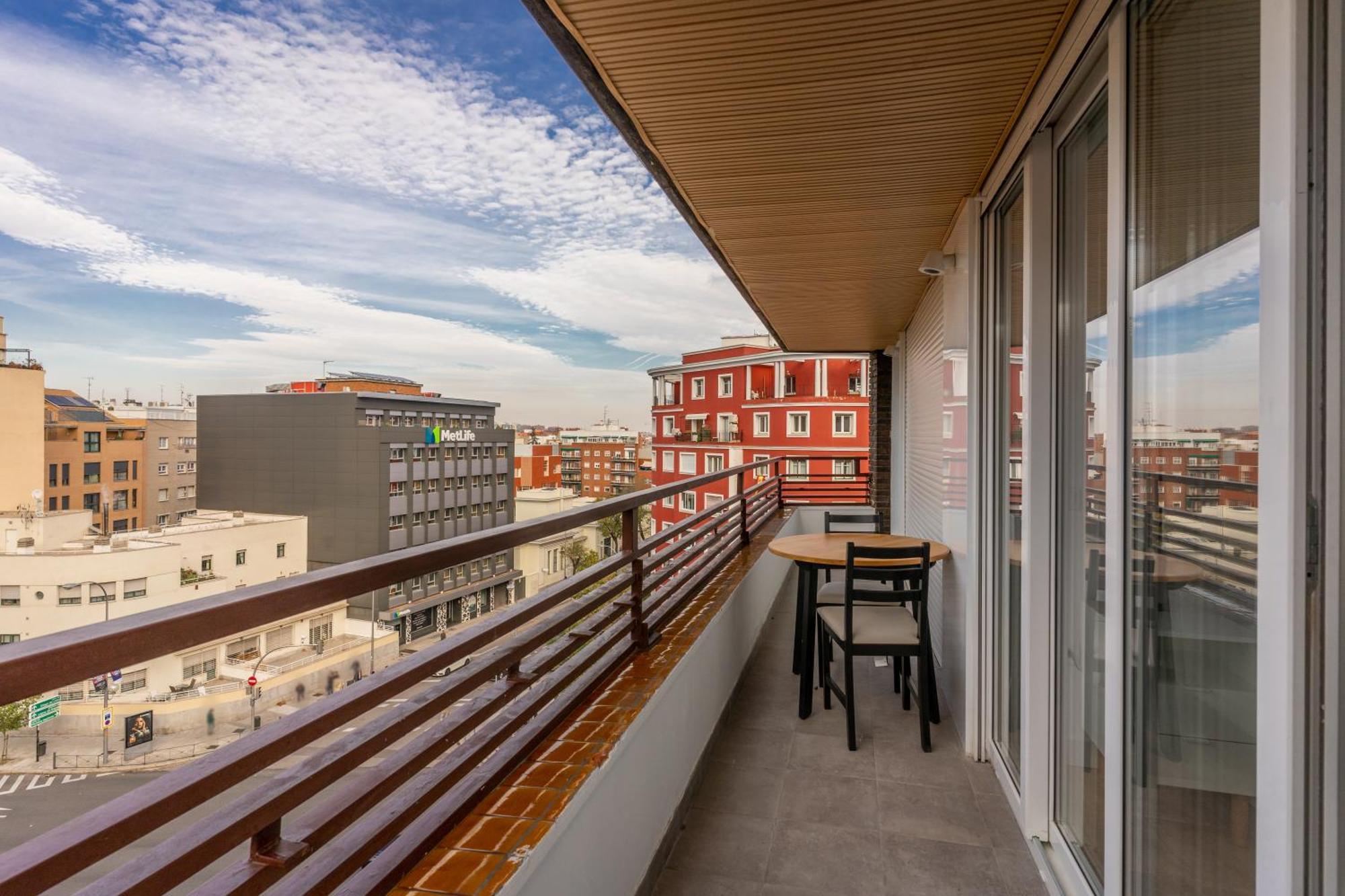 Apartamento Bright With Terrace- 2bd 2bth- Salamanca