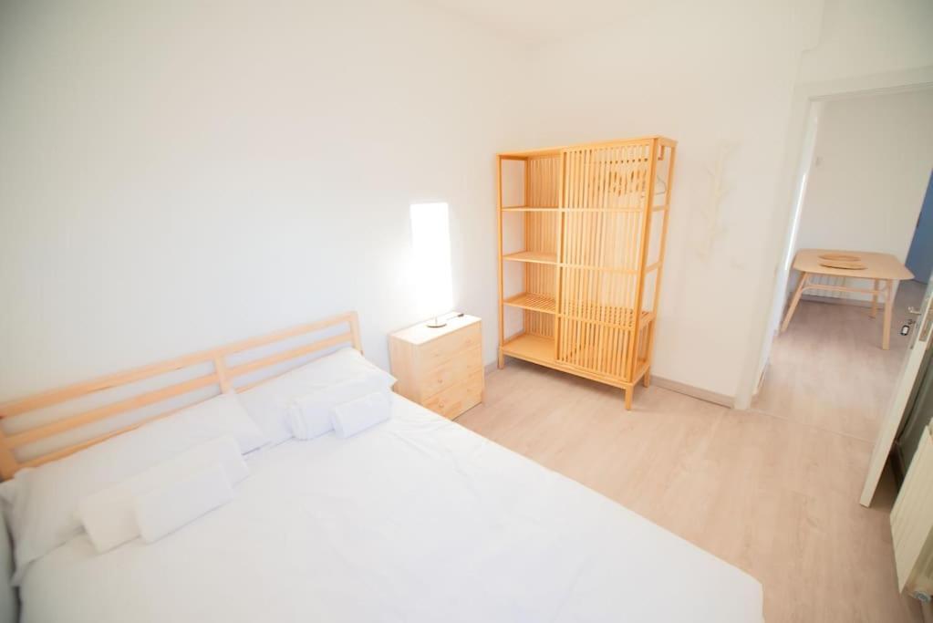 Apartamento 12 De Octubre, Almendrales