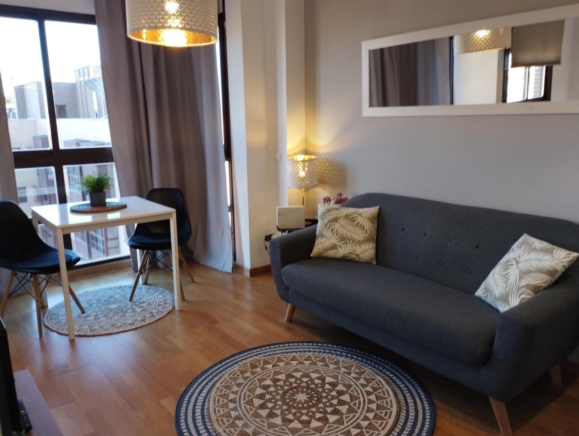 My - Aeropuerto Ifema Apartment