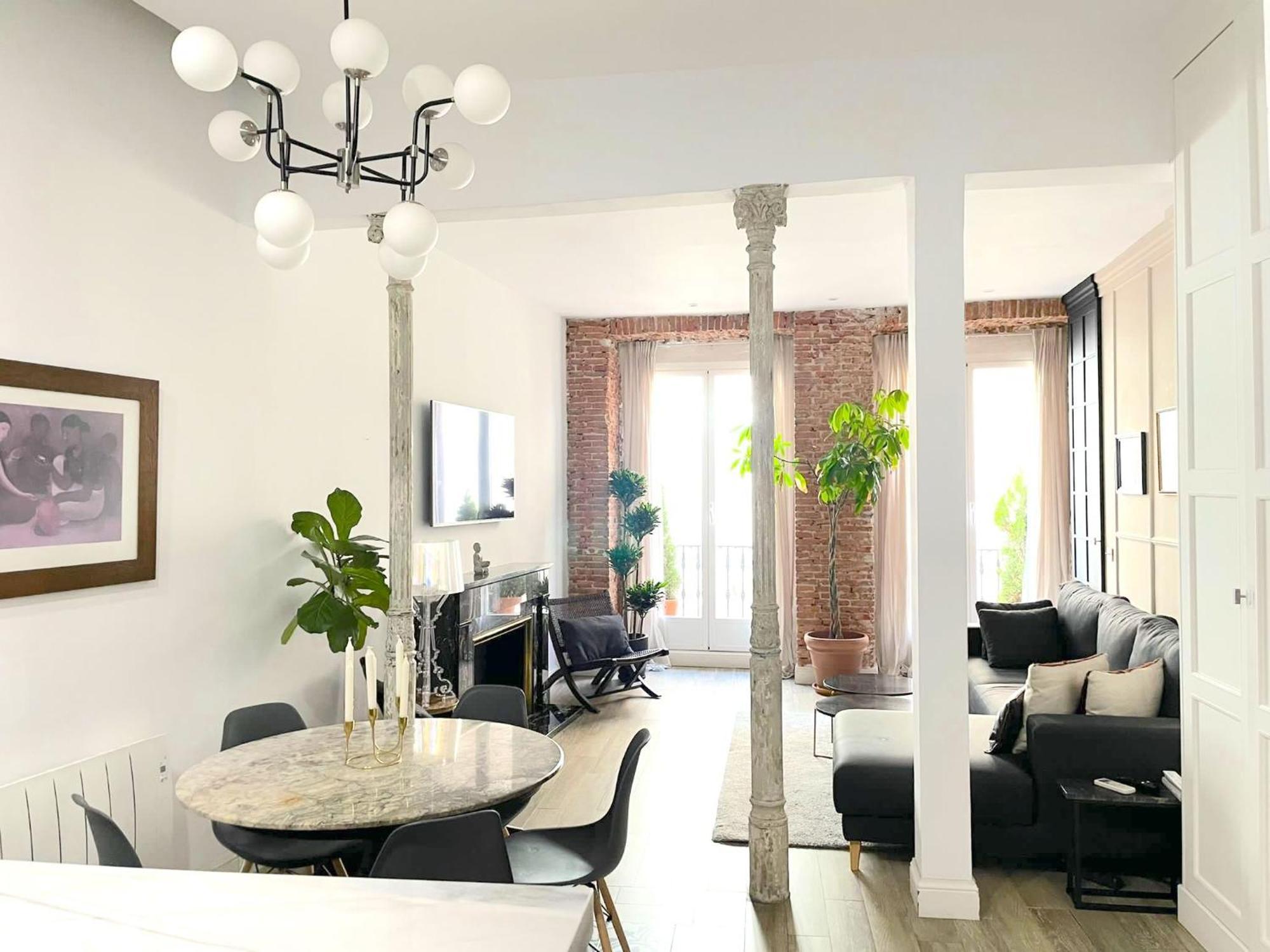New In City-center, Gran Via Appartement