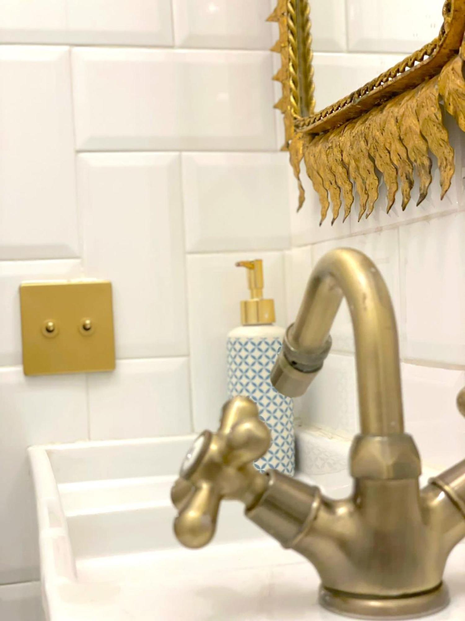 New In City-center, Gran Via Appartement *
