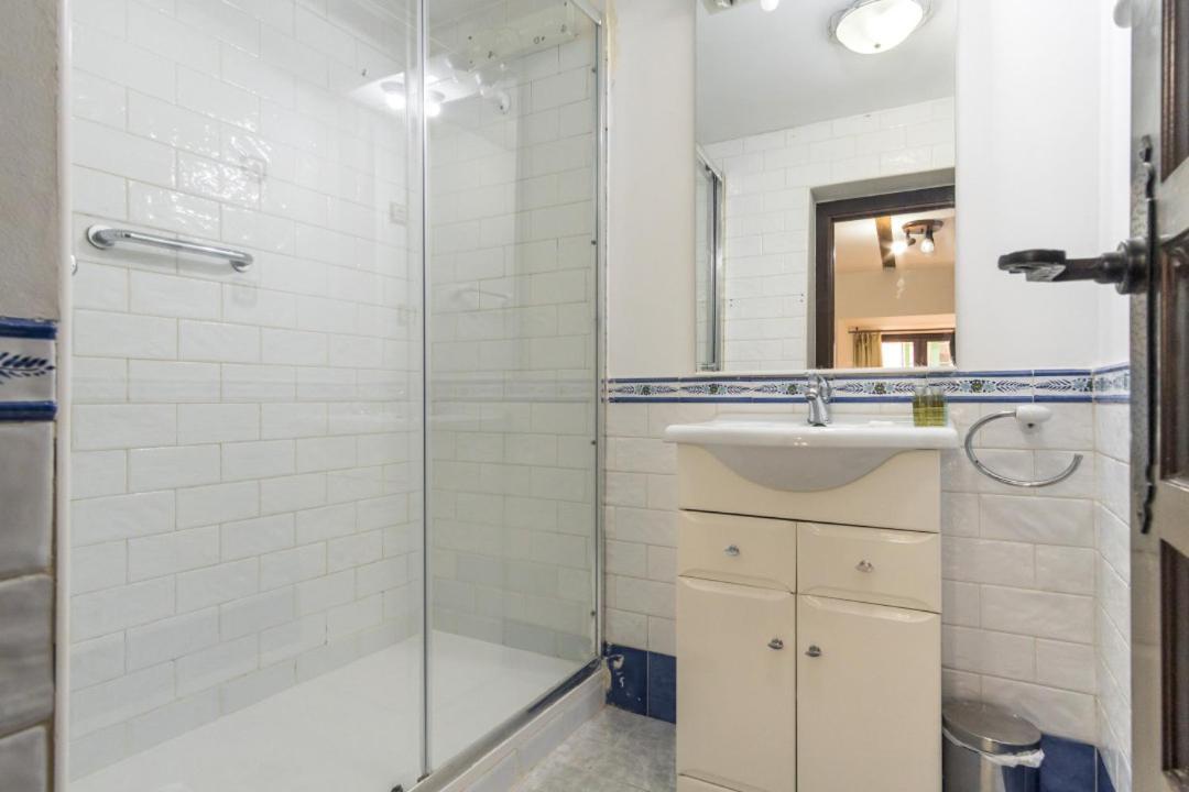 Apartamento Bright & Cozy- 2bd 1,5bth - La Latina Madrid