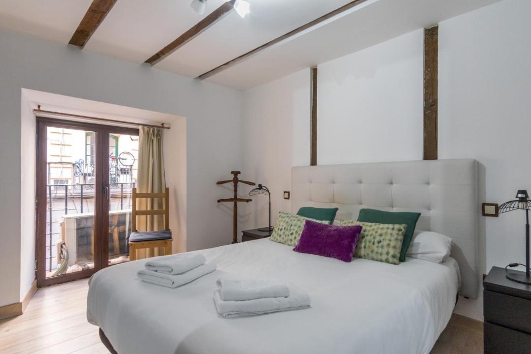 Bright & Cozy- 2bd 1,5bth - La Latina *