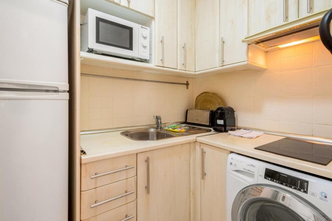 Appartamento 1 Bedroom 1 Bathroom Furnished - Malasana - Modern In Downtown Area - Mintystay