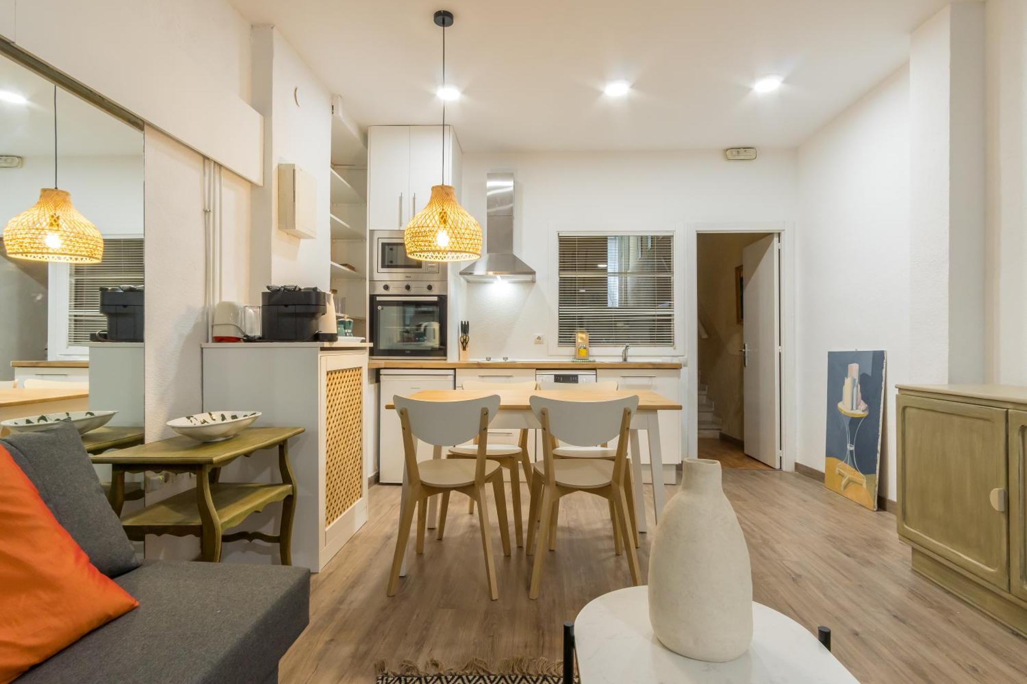 Cozy & Centric- 1bd 1bth- Salamanca Apartamento