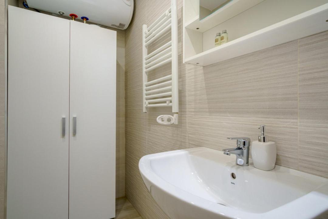 Cozy- 1 Bd 1,5 Bth - Delicias Atocha Apartment *
