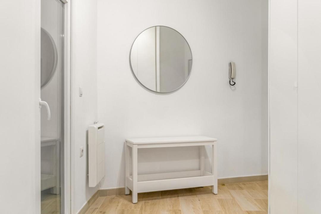 1 Bedrooms 1 Bathroom Furnished - La Latina - Modern - Mintystay Apartamento Madri