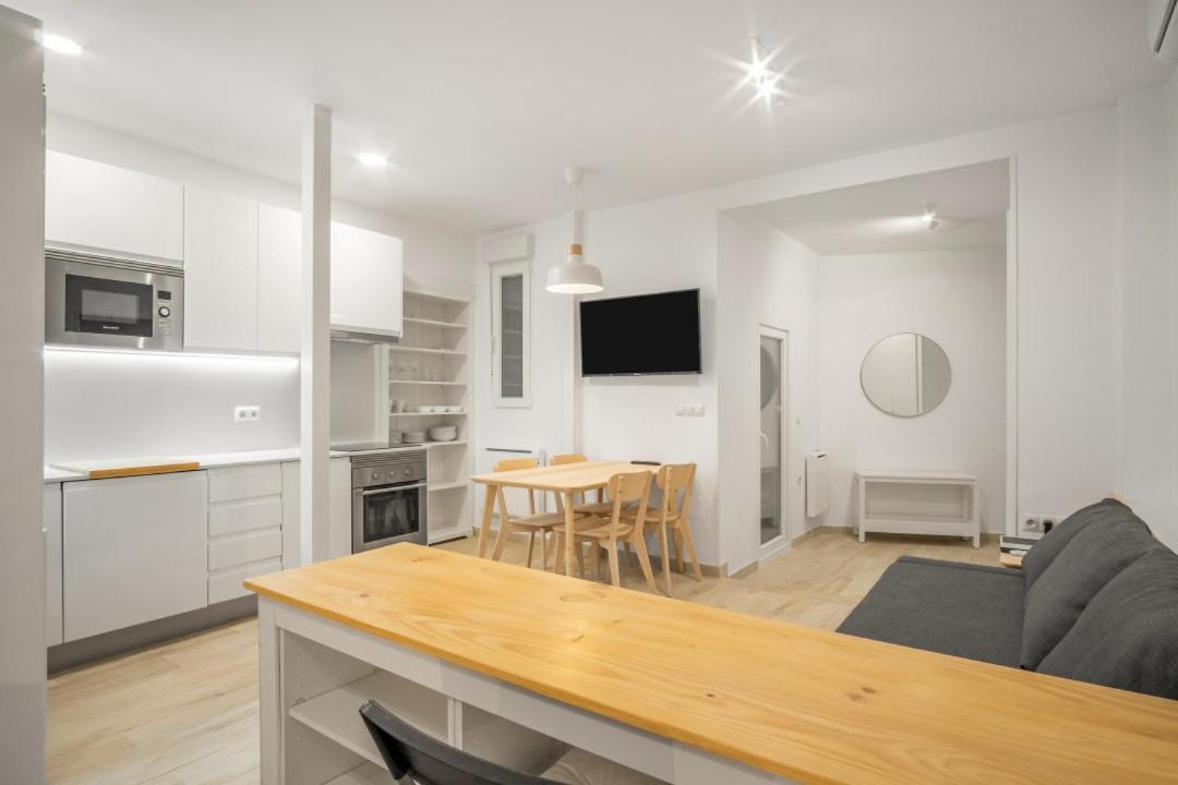 1 Bedrooms 1 Bathroom Furnished - La Latina - Modern - Mintystay Madri