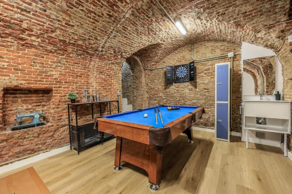 Appartement Unique Flat La Latina * Billiard & Darts