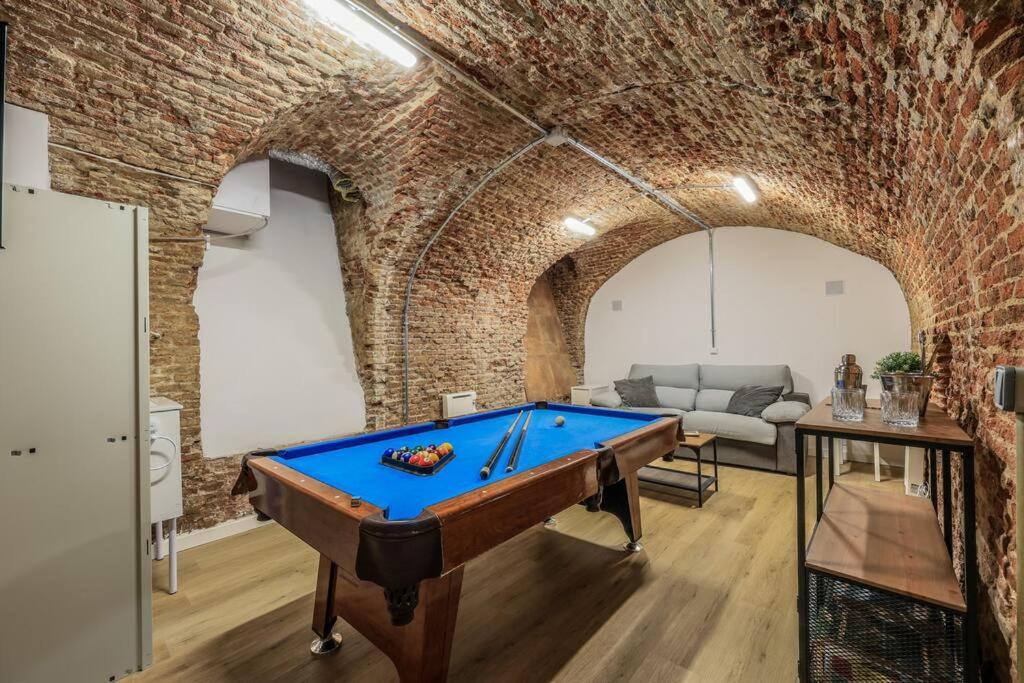 Appartement Unique Flat La Latina * Billiard & Darts *