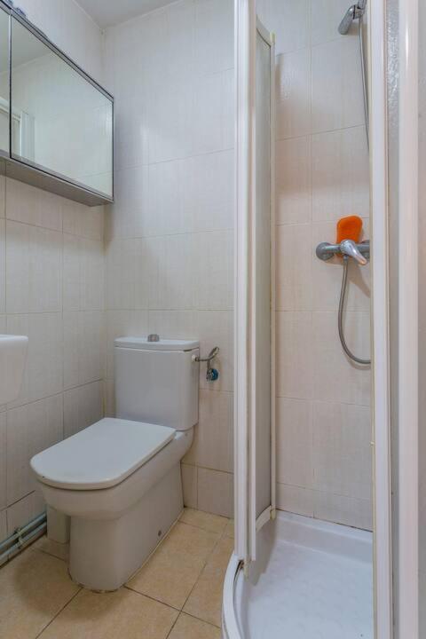 Luminosas Y Acogedoras Privatunterkunft Madrid