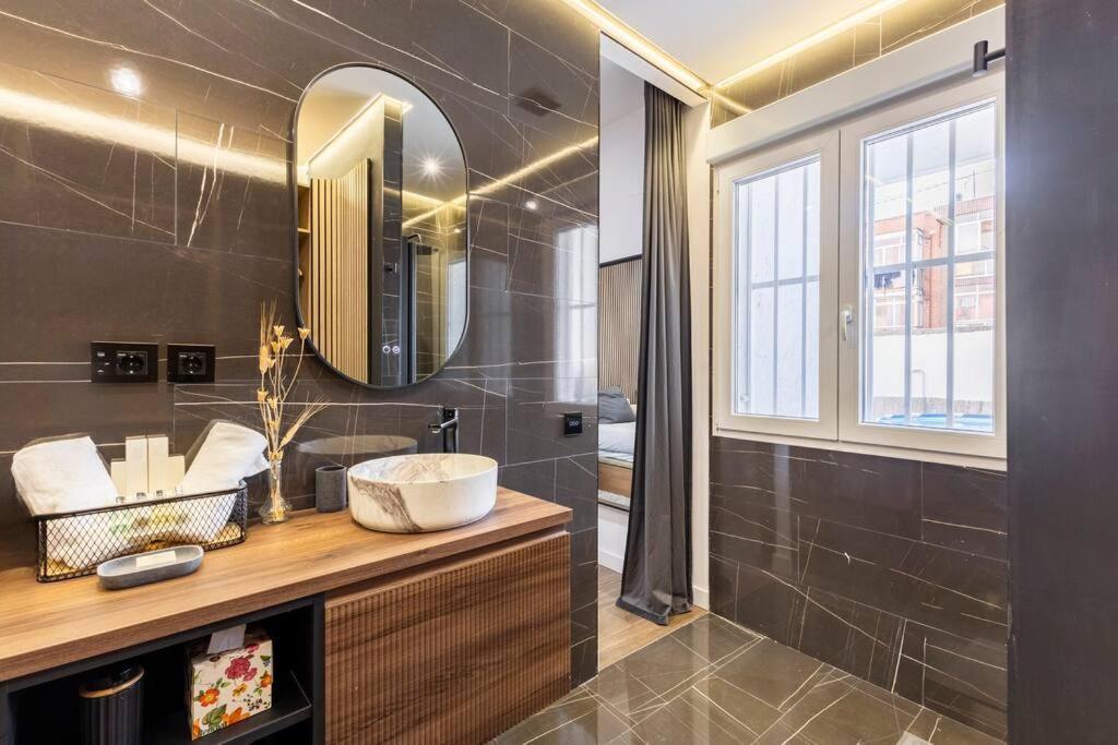 Luxury And Elegant Apartamento Madri