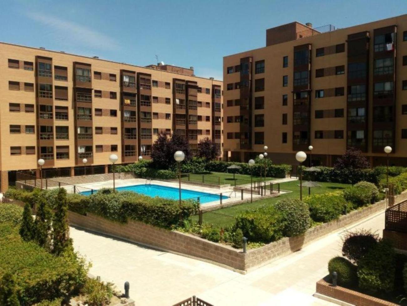 Charming Airport Apartamento