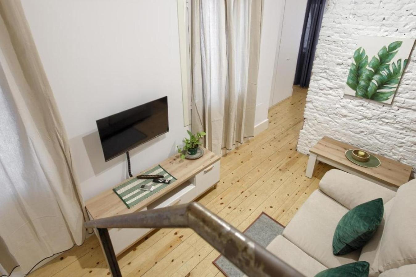 Charming Embajadores - Apartment *