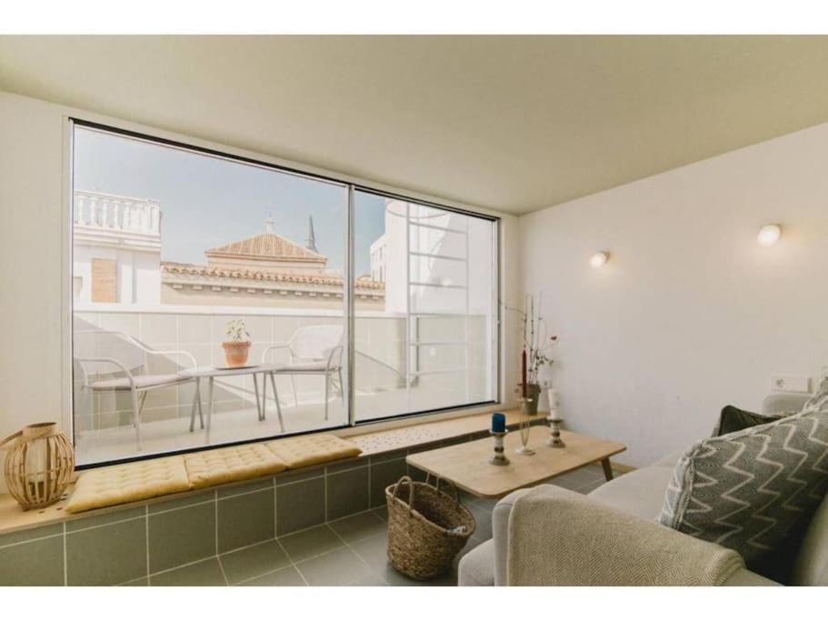Skyline Penthouse In The Heart Of Tet Appartement *