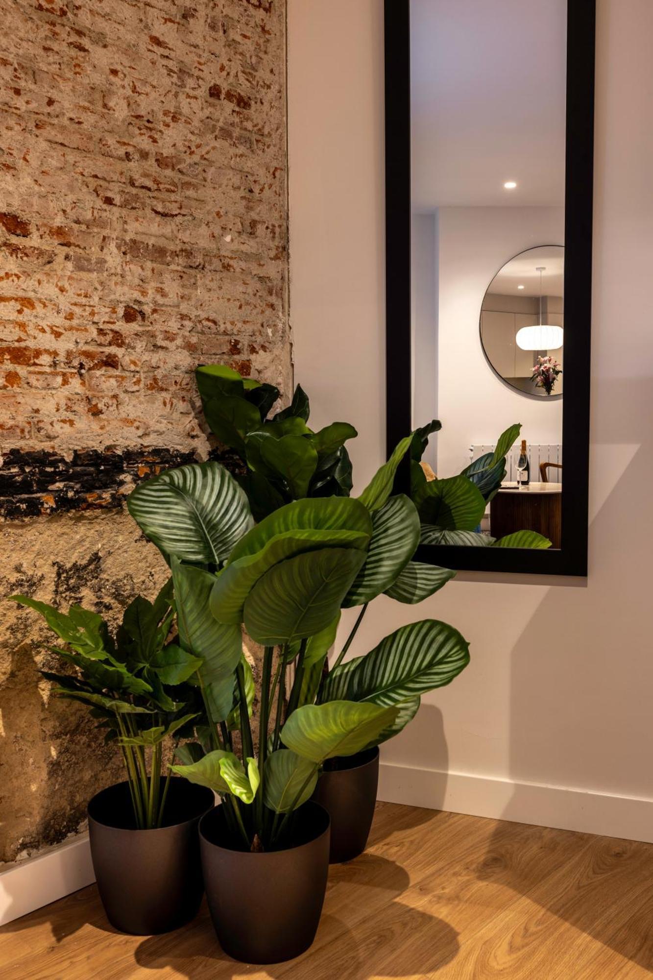 New Designed Flat 3 Bedrooms 2 Showers Apartment *