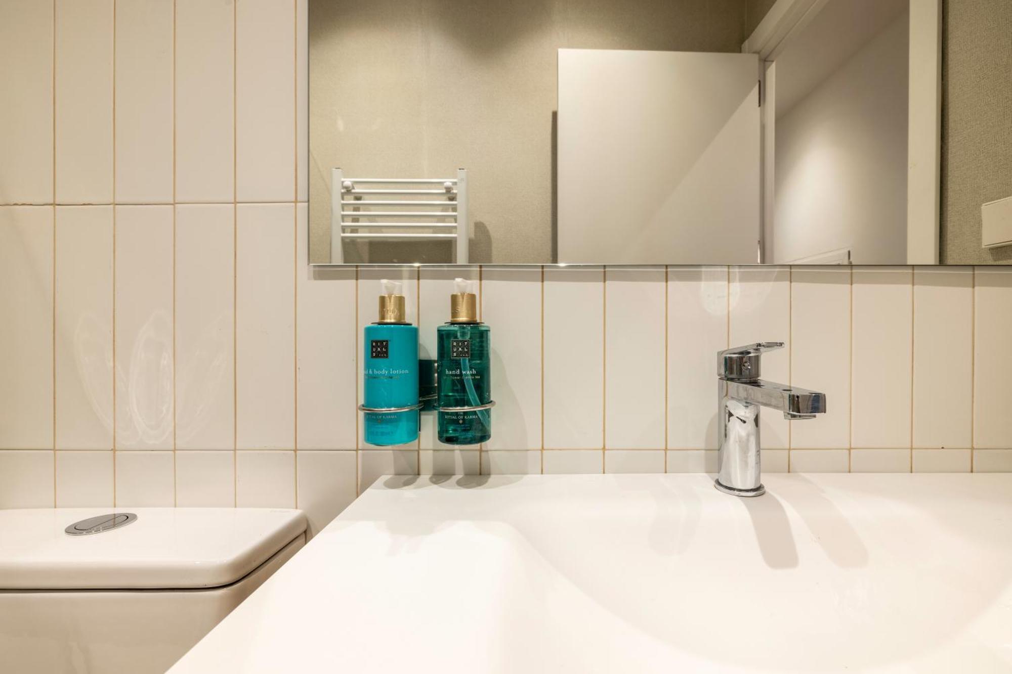 New Designed Flat 3 Bedrooms 2 Showers Madrid