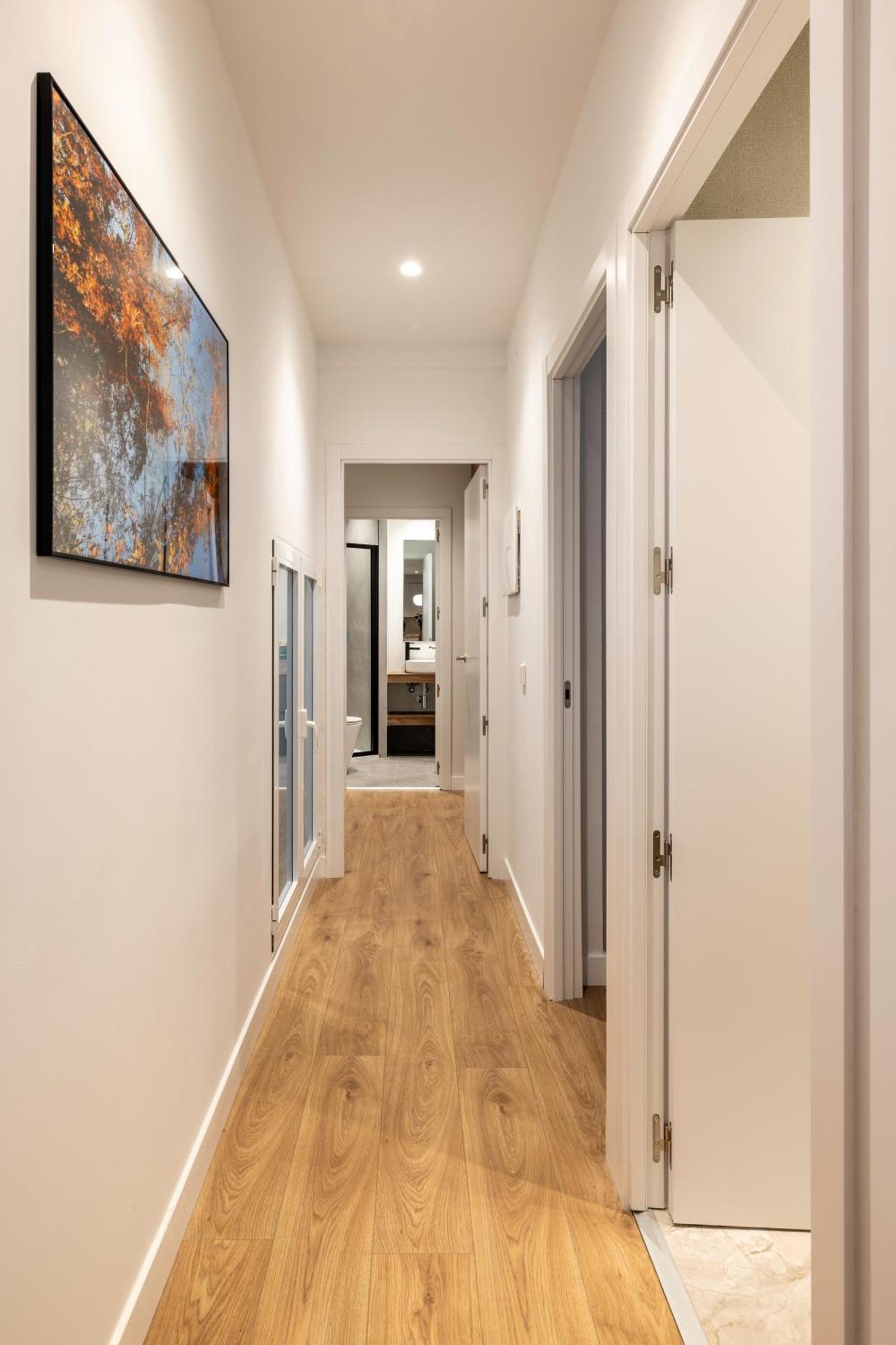 Apartment New Designed Flat 3 Bedrooms 2 Showers Madrid