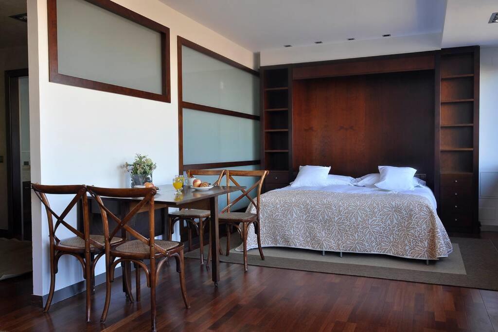 Suite-estudio En El Centro Colon * Madri