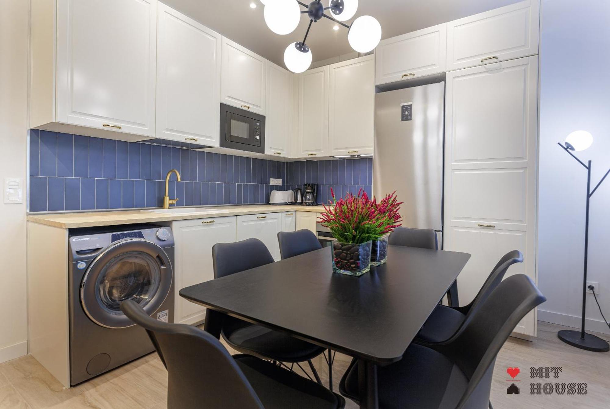 Mit House 4 Ways En * Madrid