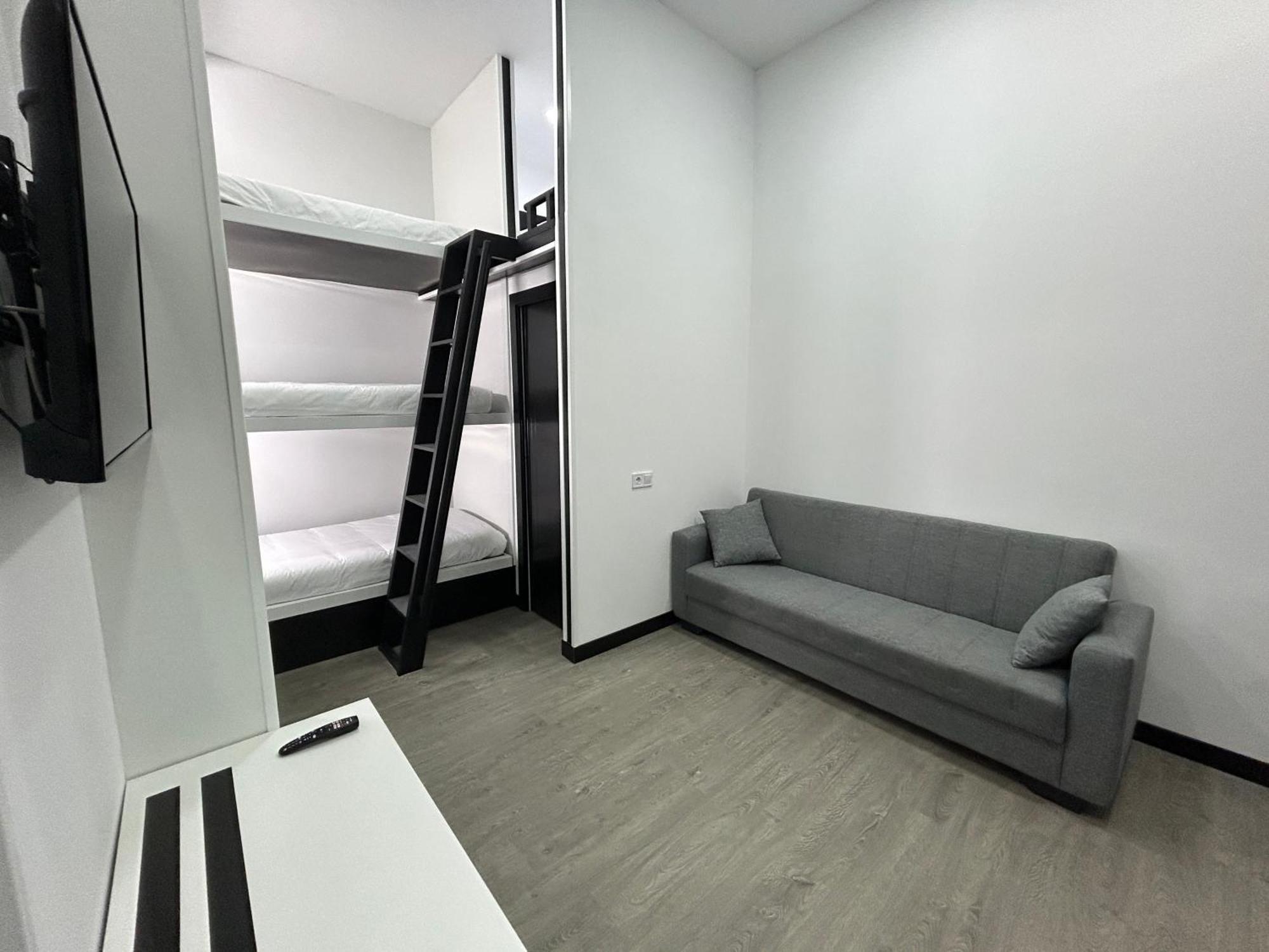 Cotrades 1 En San Blas-canillejas Madrid