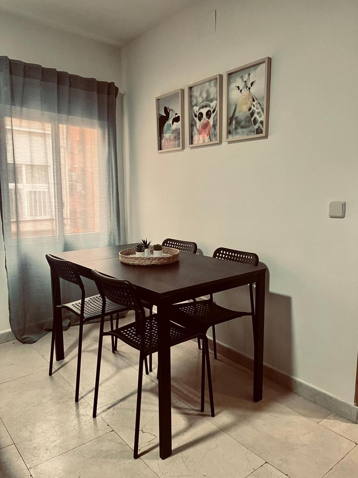 Apartamento 3p Mendivil Centro Apartment Madrid