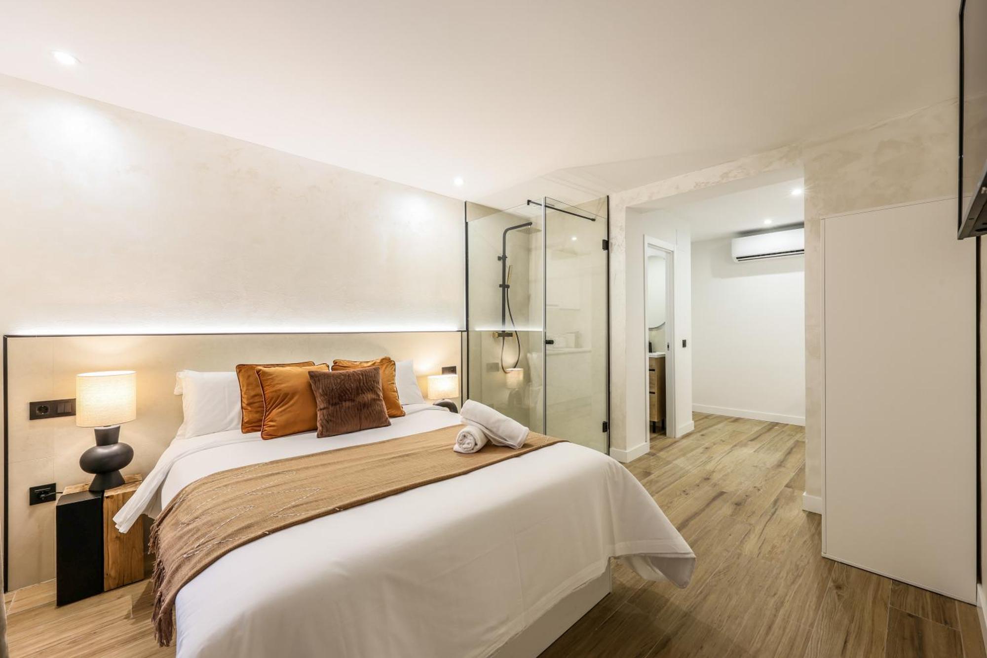 Asequible A Pasos De Callao, Mid Term Apartamento *